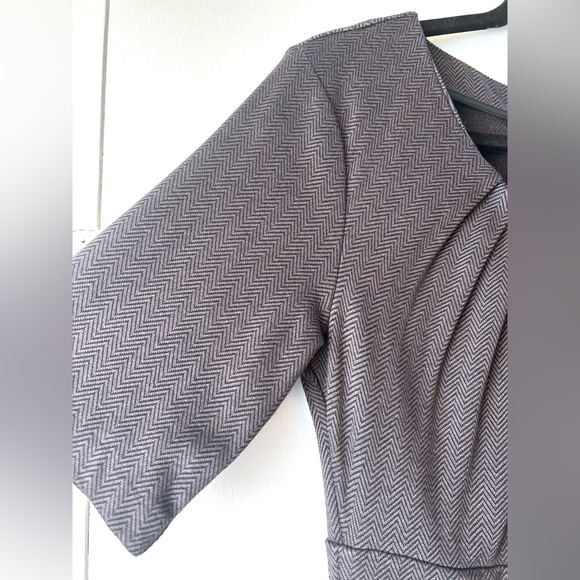 NWT Banana Republic Ruched zig zag patterned Dress - Picture 10 of 15